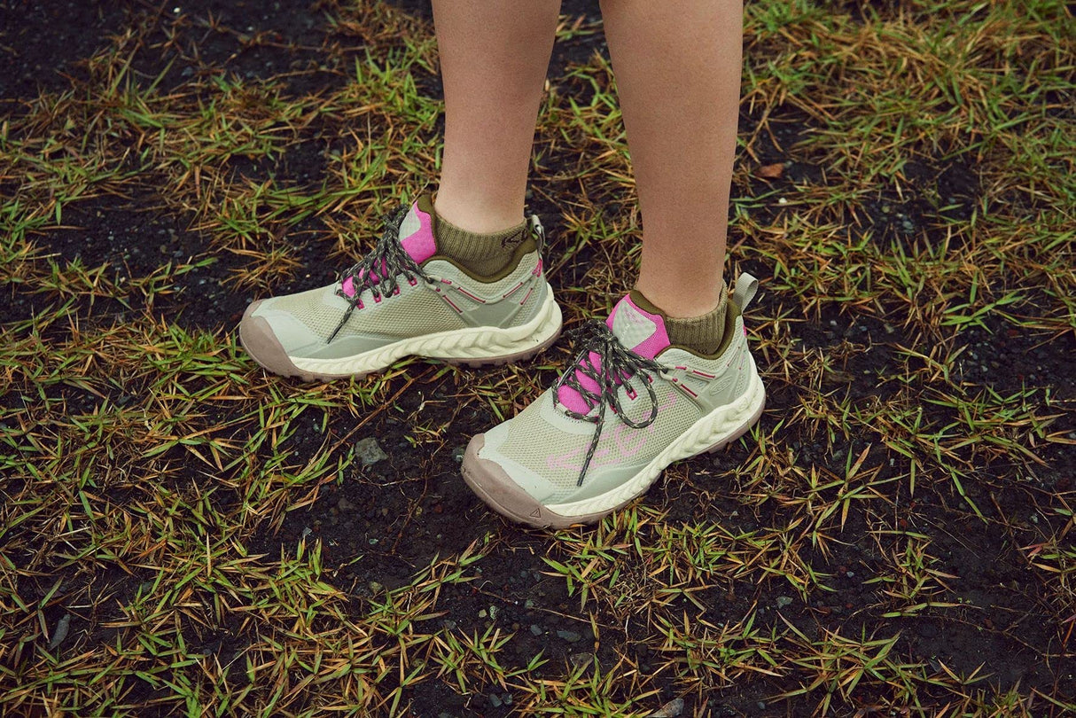 Plaza Taupe/Ibis Rose