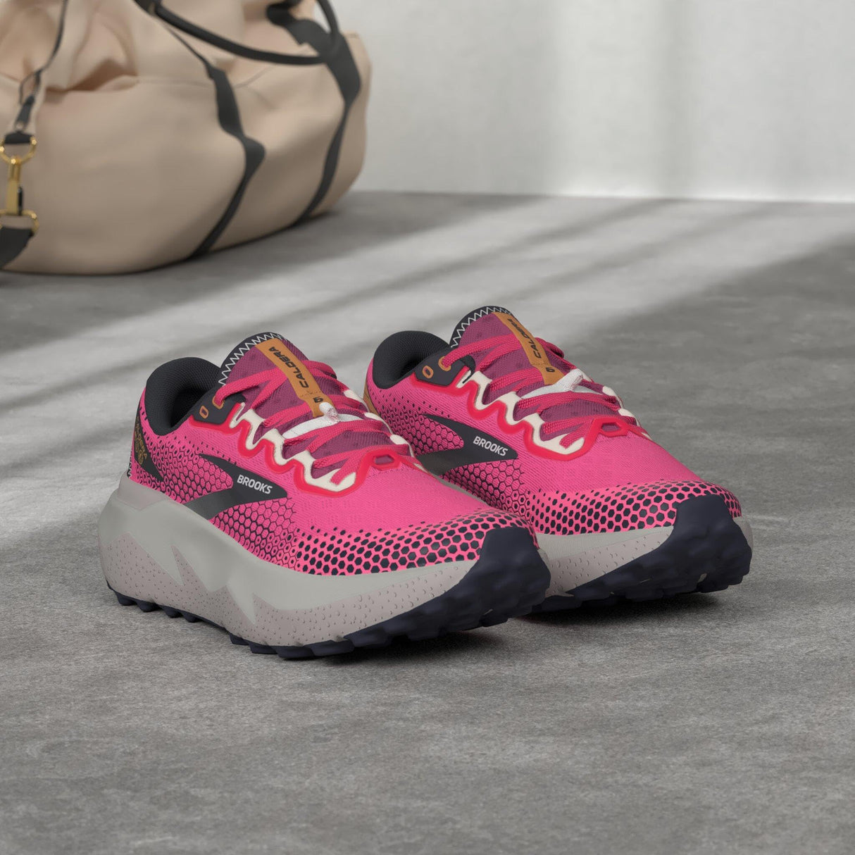 Pink Glo/Peacoat/Marshmallow