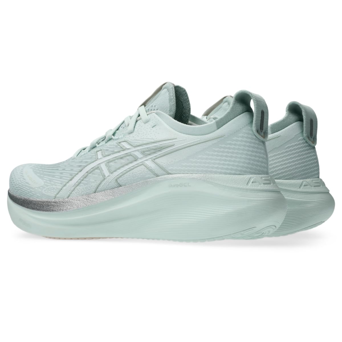 Pure Aqua/White