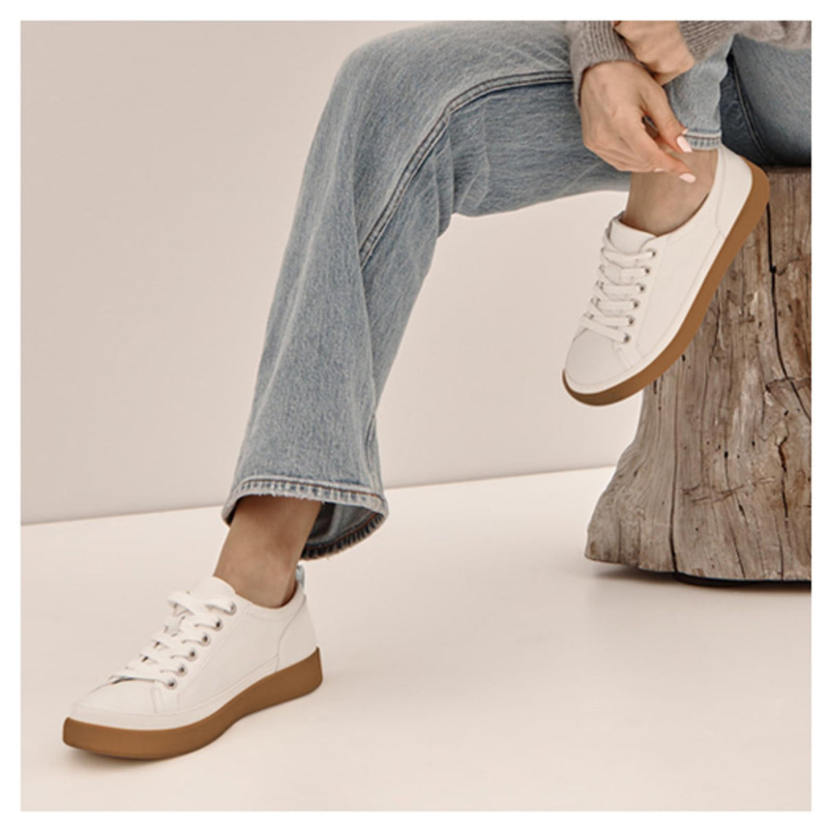 white/gum