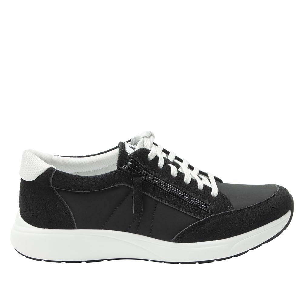 Monochrome