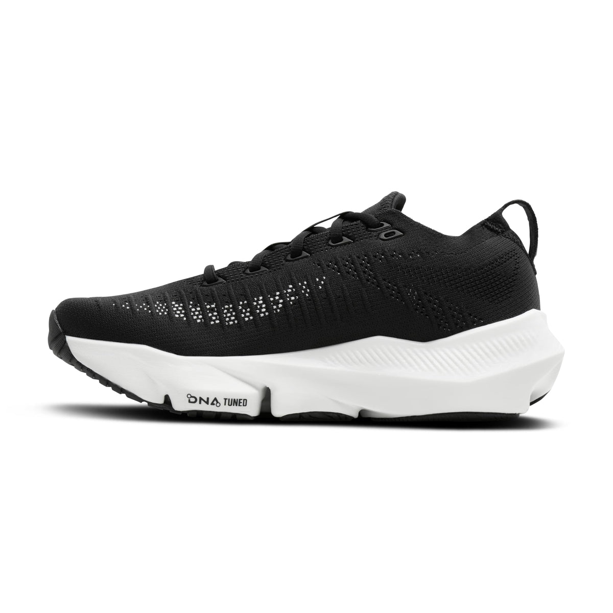 BLACK/WHITE