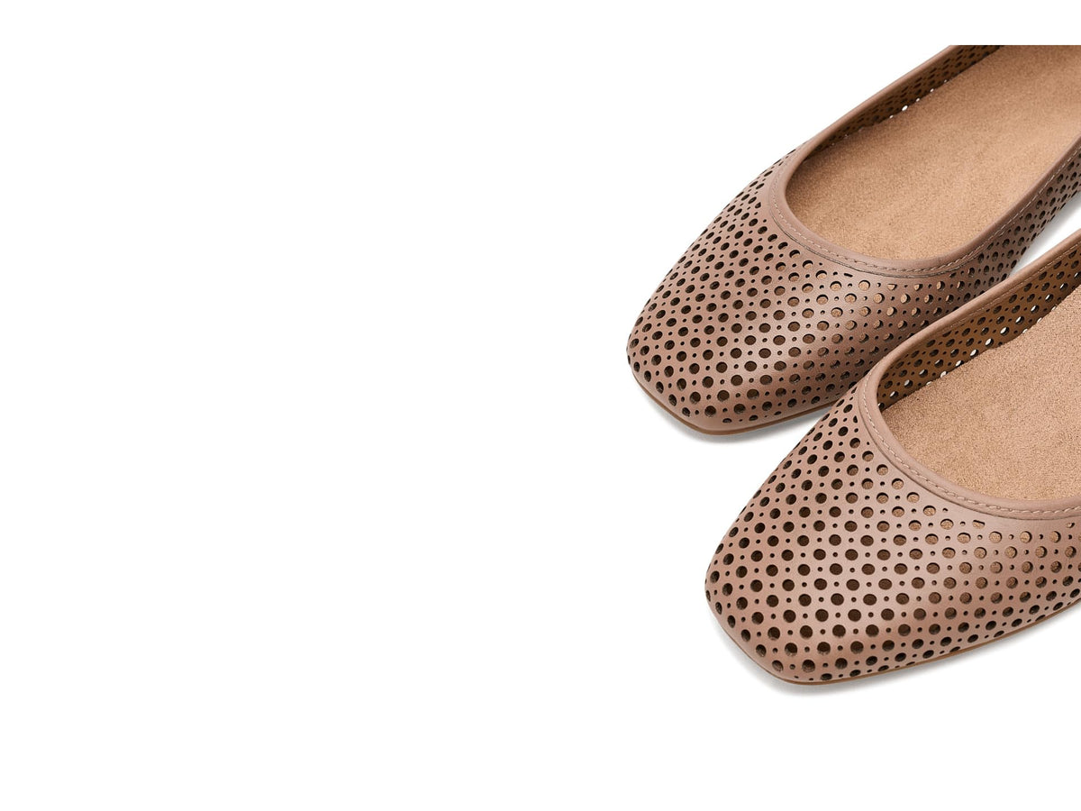 Mocha Mousse Leather