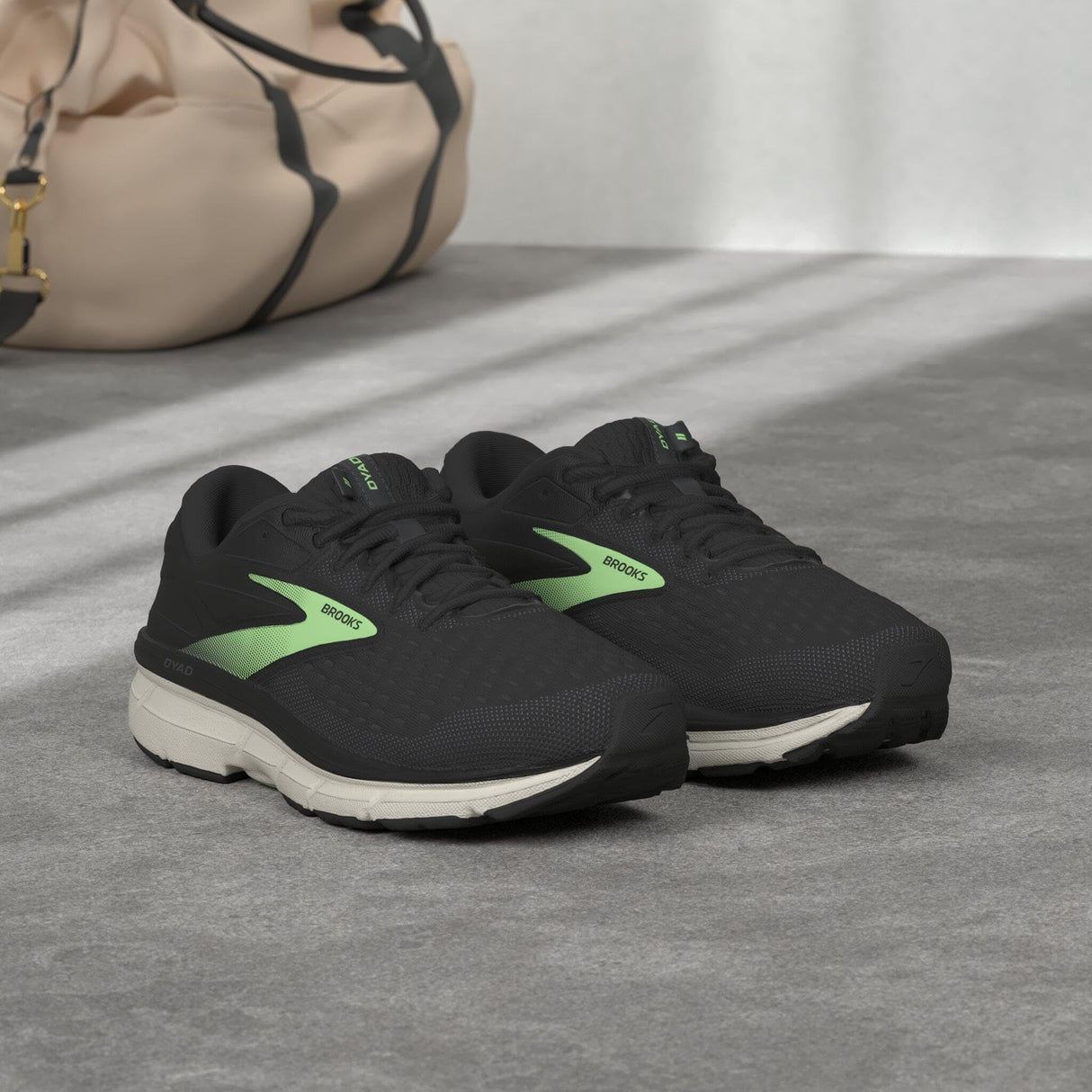 Black/Ebony/Green