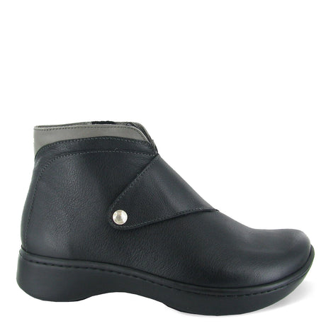 Black Soft Leather Fog Gray