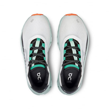 Undyed-White / Creek