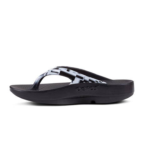 Geo Black/White