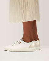 White/Pure White Gold