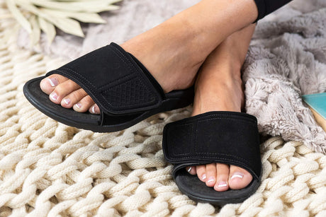 black/black