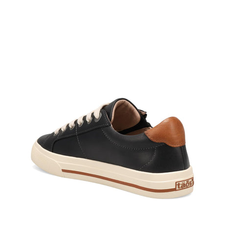 Black/Tan