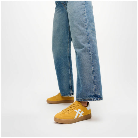 Turmeric/Urban White