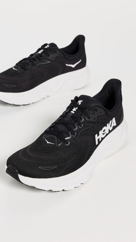 BLACK/WHITE