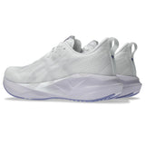 WHITE/LILAC HINT